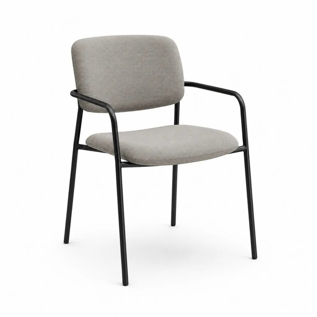 Chaise de conférence avec accoudoirs en polyester gris clair et acier noir 56 x 58 x 82 cm